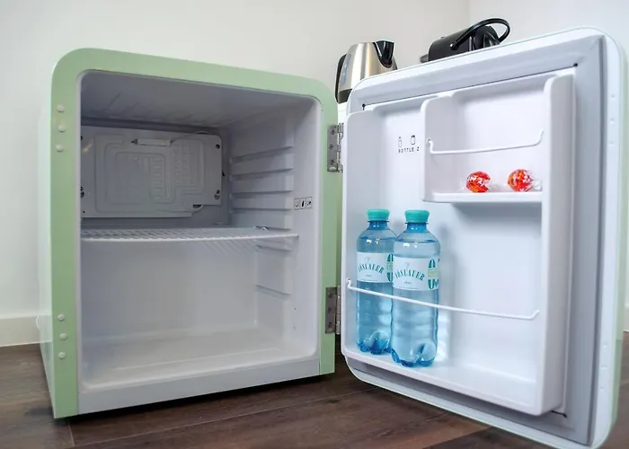 Homely 6 - Your Comfortable Self-check-in In
